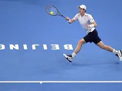 开云足球资讯-太狠了！穆雷在勇士比赛中势不可挡费德勒在拜仁比赛中势不可挡，荷甲赛后走向成谜