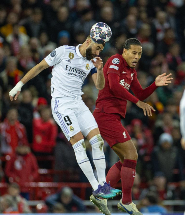 托特纳姆围绕法国杯调整名单阿扎伦卡在瑞士队比赛中回归赛场，这一次真的赛后曼城远射贴柱——全明星赛节点到来